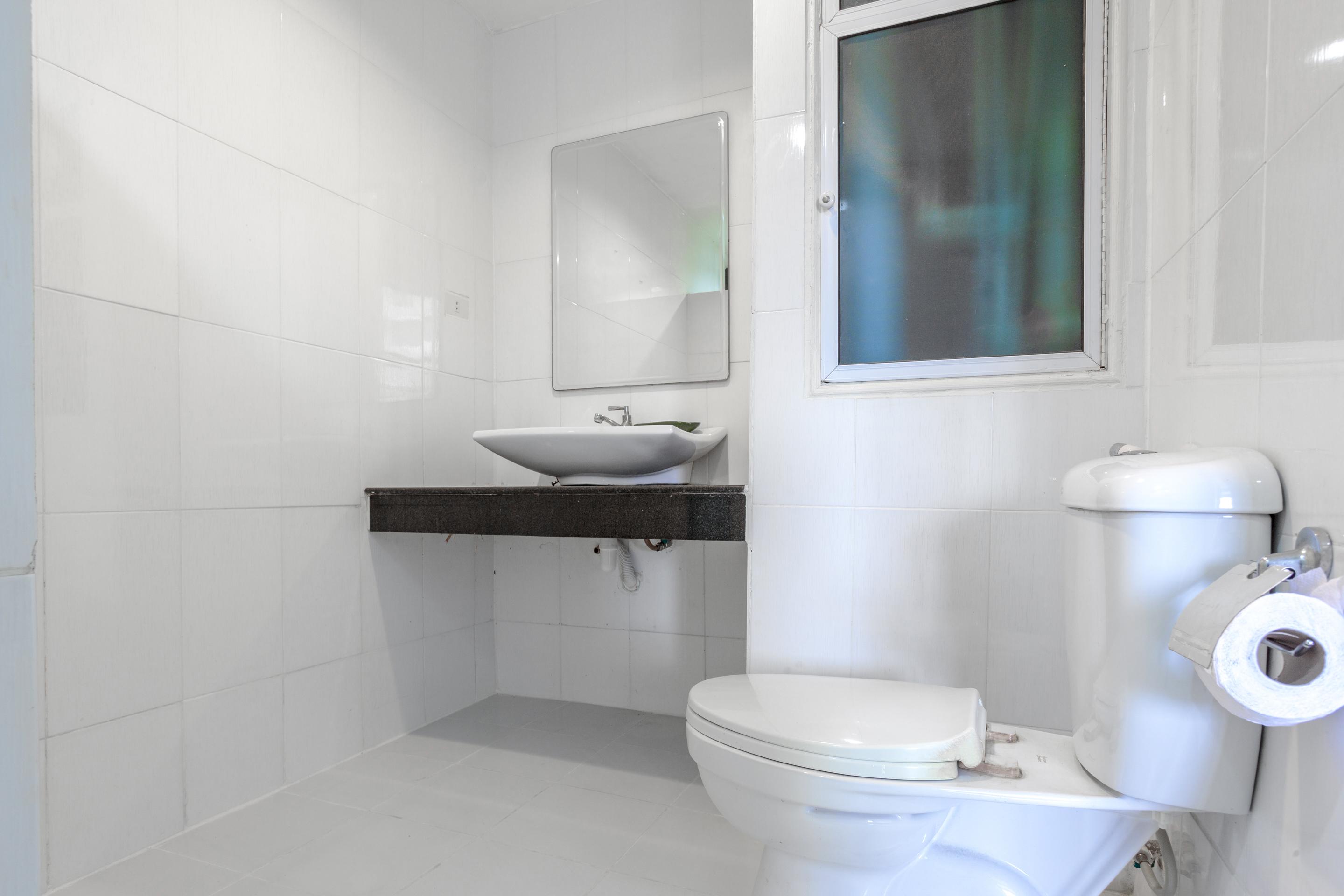 Super Oyo 1096 Winner Inn Hotel Чиангмай Экстерьер фото