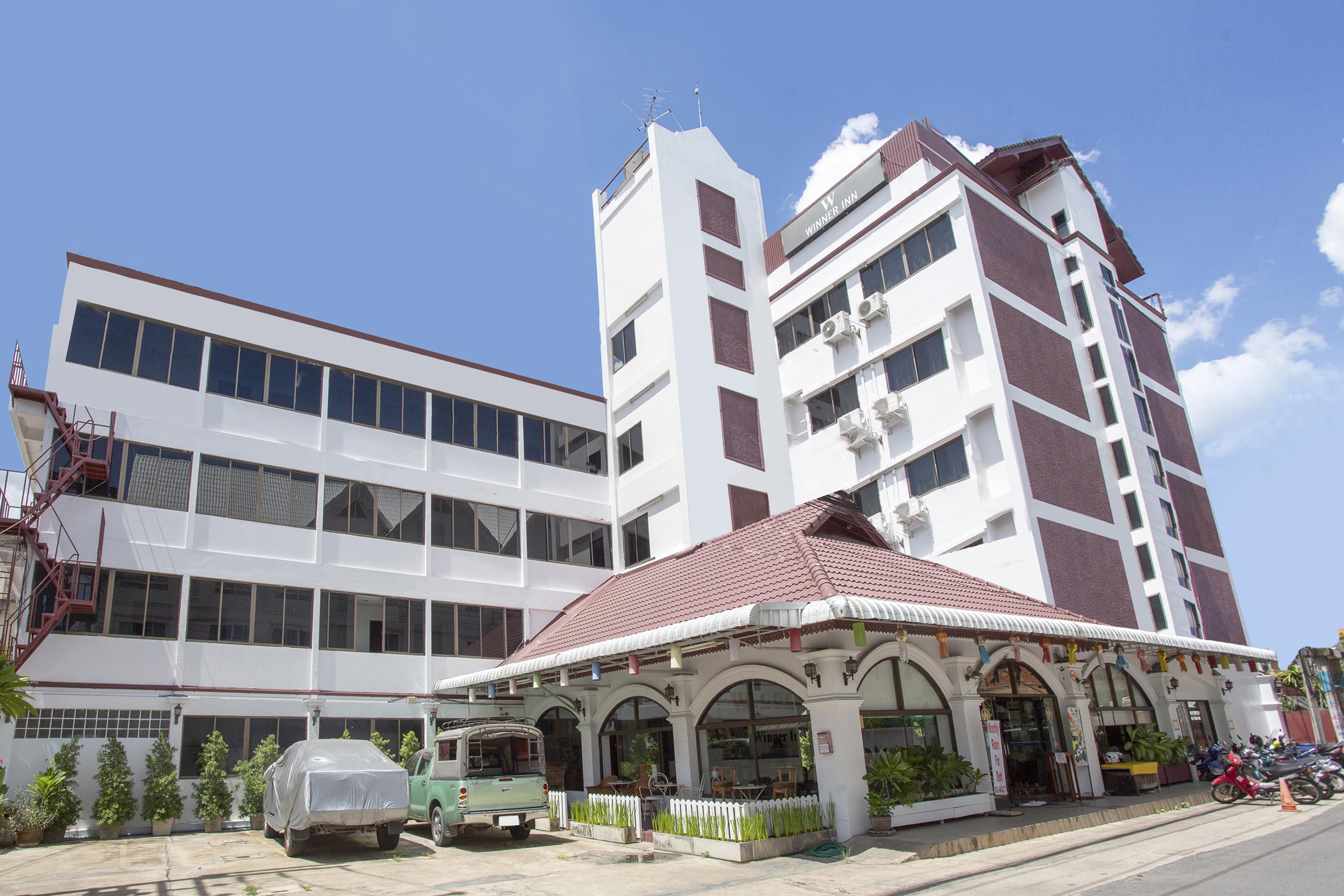 Super Oyo 1096 Winner Inn Hotel Чиангмай Экстерьер фото