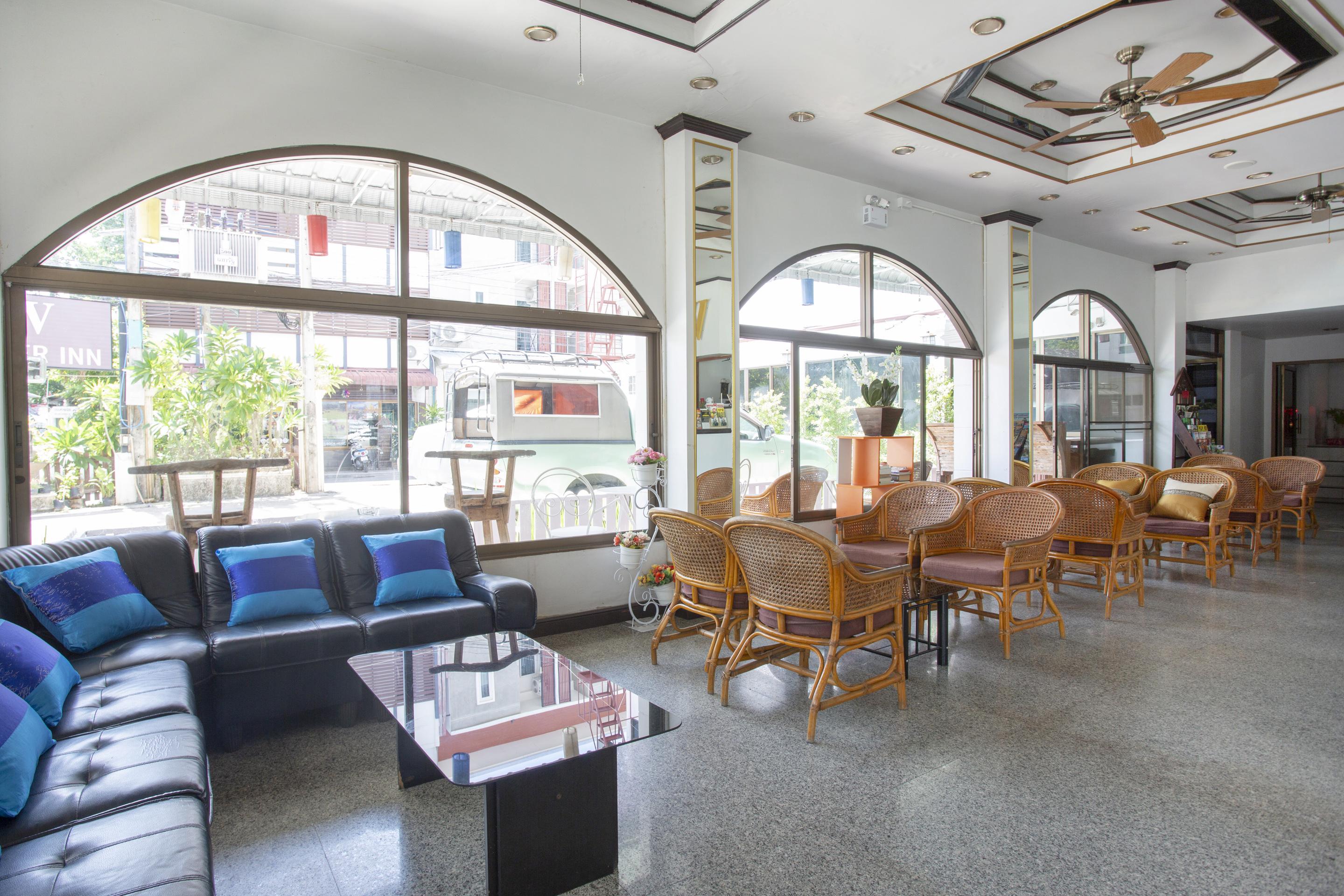 Super Oyo 1096 Winner Inn Hotel Чиангмай Экстерьер фото