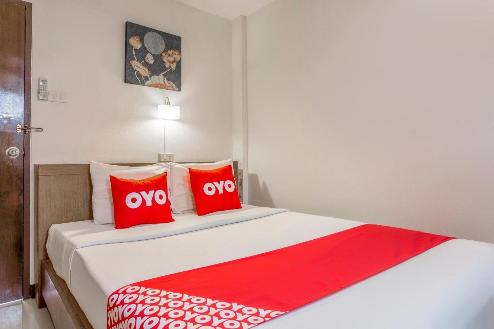 Super Oyo 1096 Winner Inn Hotel Чиангмай Экстерьер фото